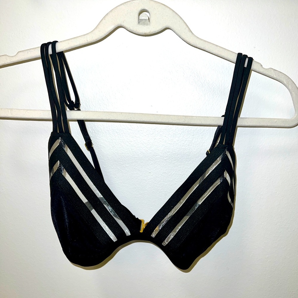 Beach Bunny bikini top